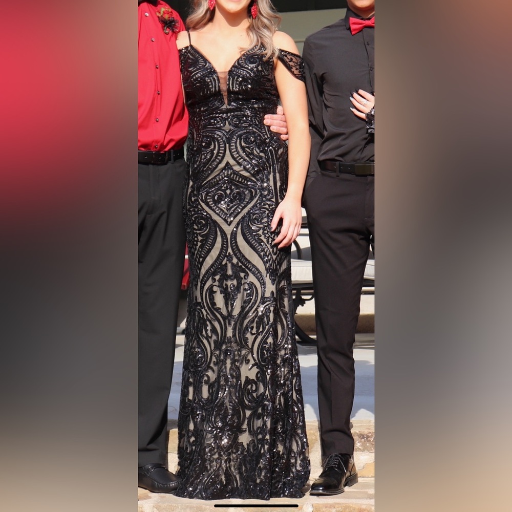 PROM DRESS